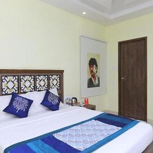 Cinemascope An Apart Hotel